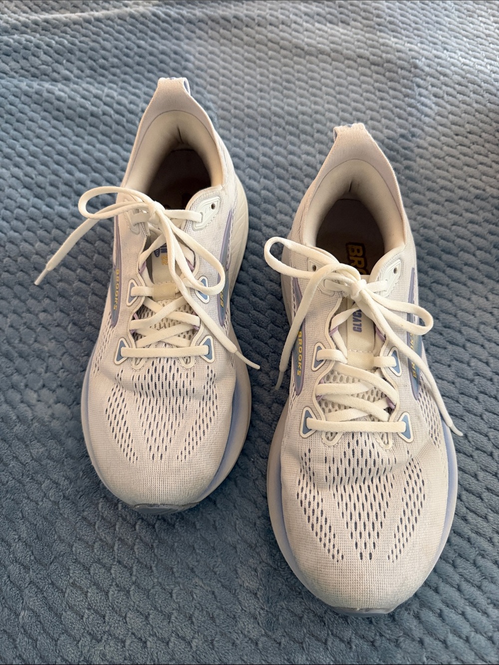 Brooks Women's Running Shoes in Light Blue and White